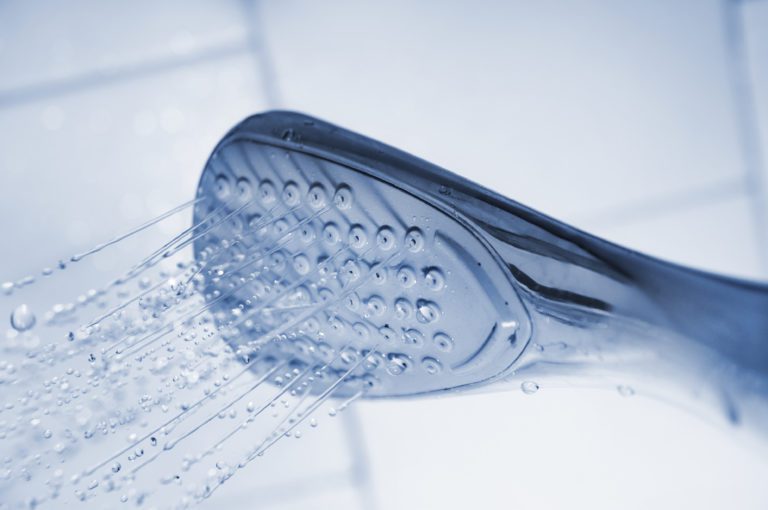 Wie hoch ist der Wasserverbrauch beim Duschen?